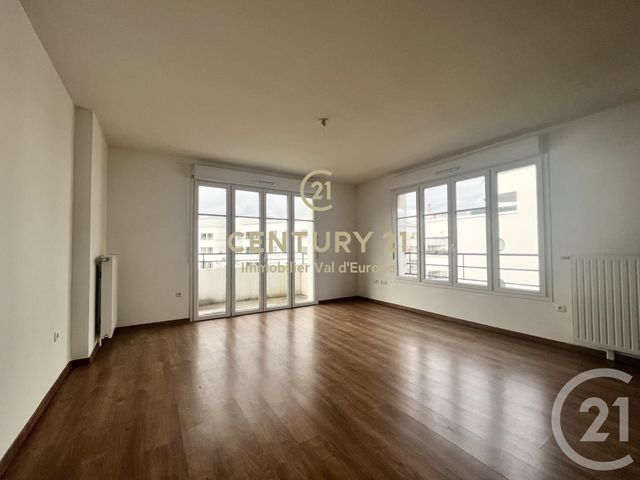 Appartement F3 à louer - 3 pièces - 67.86 m2 - CHESSY - 77 - ILE-DE-FRANCE - Century 21 Immobilier Val D'Europe